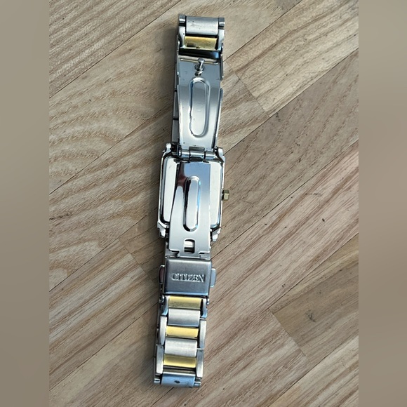 Citizen Eco-Drive Ladies Watch Two Tone Bracelet White Dial Solar - Picture 11 of 15